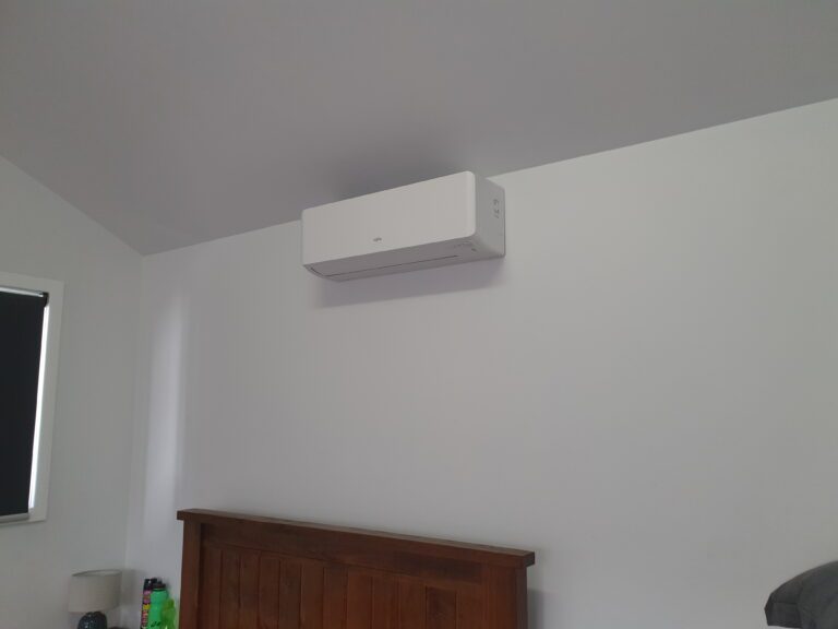 Split system air conditioner installation Adamstown NSW