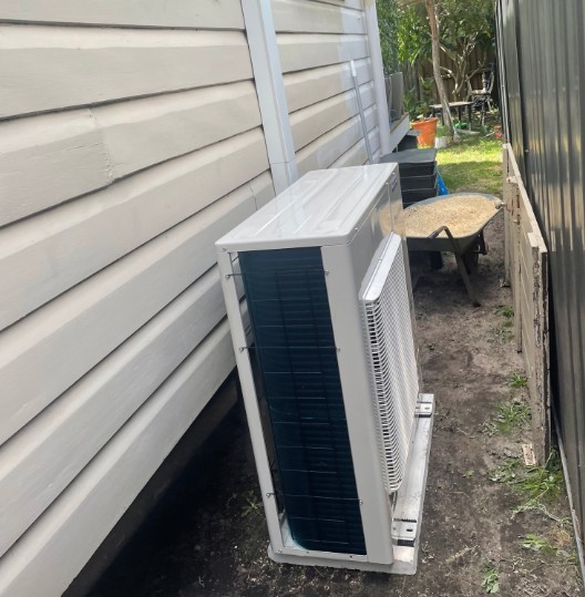 Air conditioner installers Maryland NSW