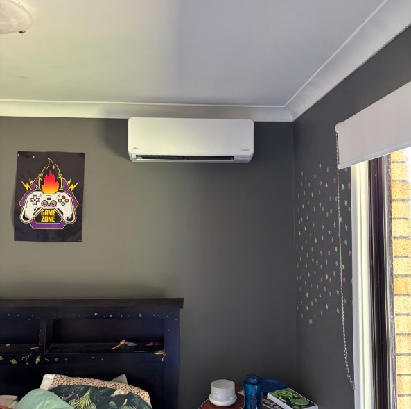 Split system air conditioner installation Tenambit NSW