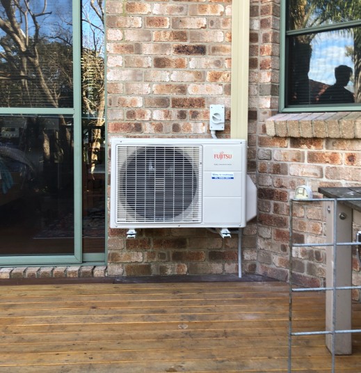 Split system air conditioner installers Warabrook NSW